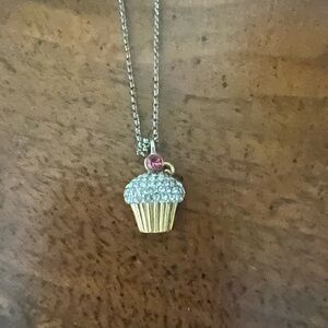 Juicy Couture Cupcake Necklsce